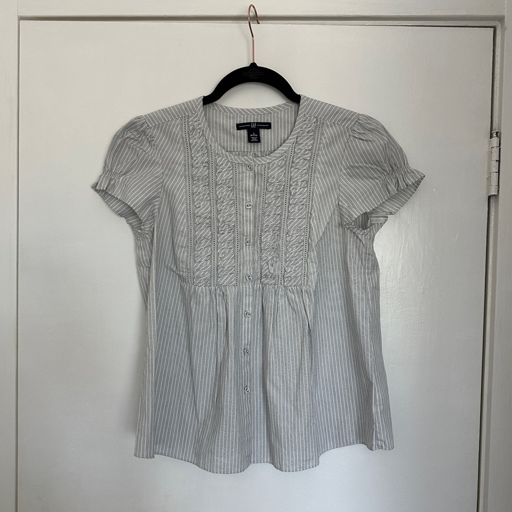 GAP Silver Buttoned Ruffled Blouse with Bib Collar